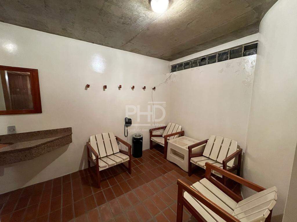 Cobertura à venda com 3 quartos, 250m² - Foto 25