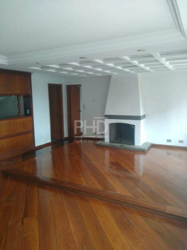 Cobertura à venda com 4 quartos, 245m² - Foto 1