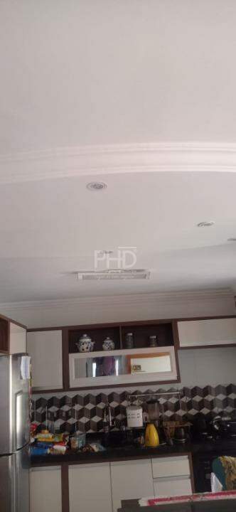 Apartamento à venda com 2 quartos, 65m² - Foto 10