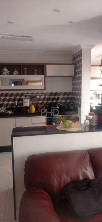Apartamento à venda com 2 quartos, 65m² - Foto 9