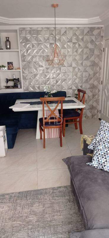 Apartamento à venda com 2 quartos, 65m² - Foto 3