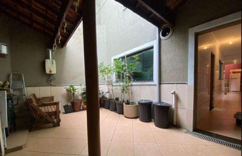 Sobrado à venda com 3 quartos, 279m² - Foto 17