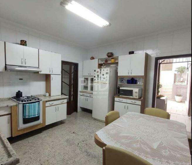 Casa à venda com 4 quartos, 182m² - Foto 5