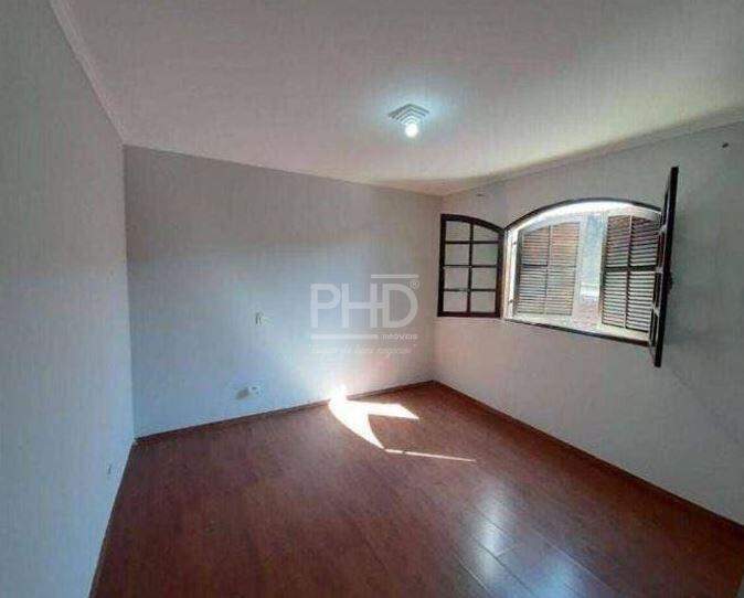 Sobrado para alugar com 4 quartos, 250m² - Foto 8
