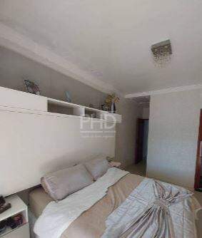 Sobrado à venda com 3 quartos, 195m² - Foto 8