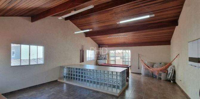 Casa à venda com 4 quartos, 260m² - Foto 25