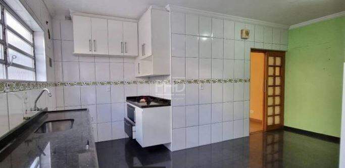 Casa à venda com 4 quartos, 260m² - Foto 7