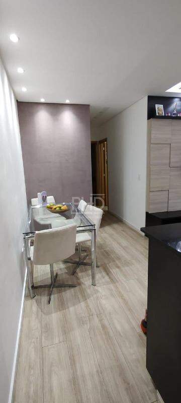 Apartamento à venda com 2 quartos, 55m² - Foto 2