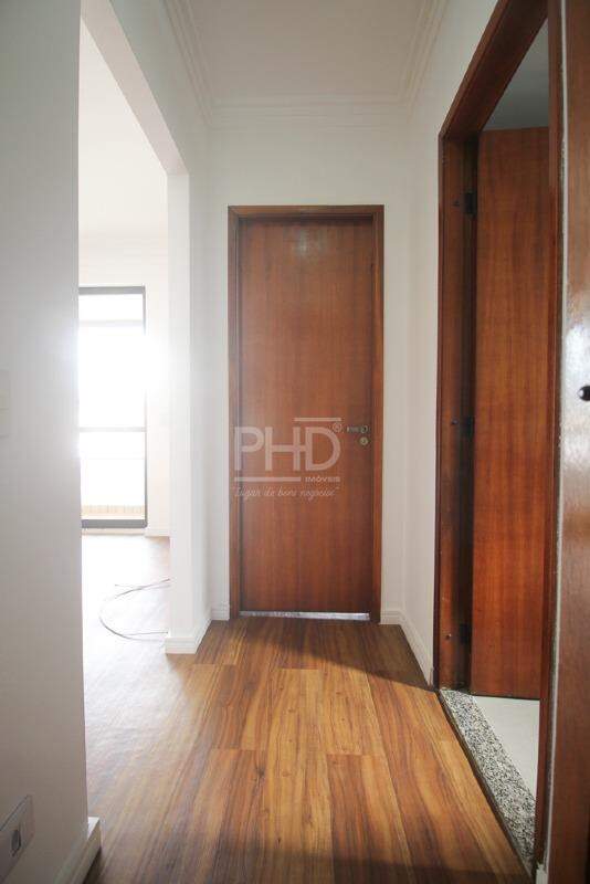 Apartamento para alugar com 2 quartos, 80m² - Foto 19