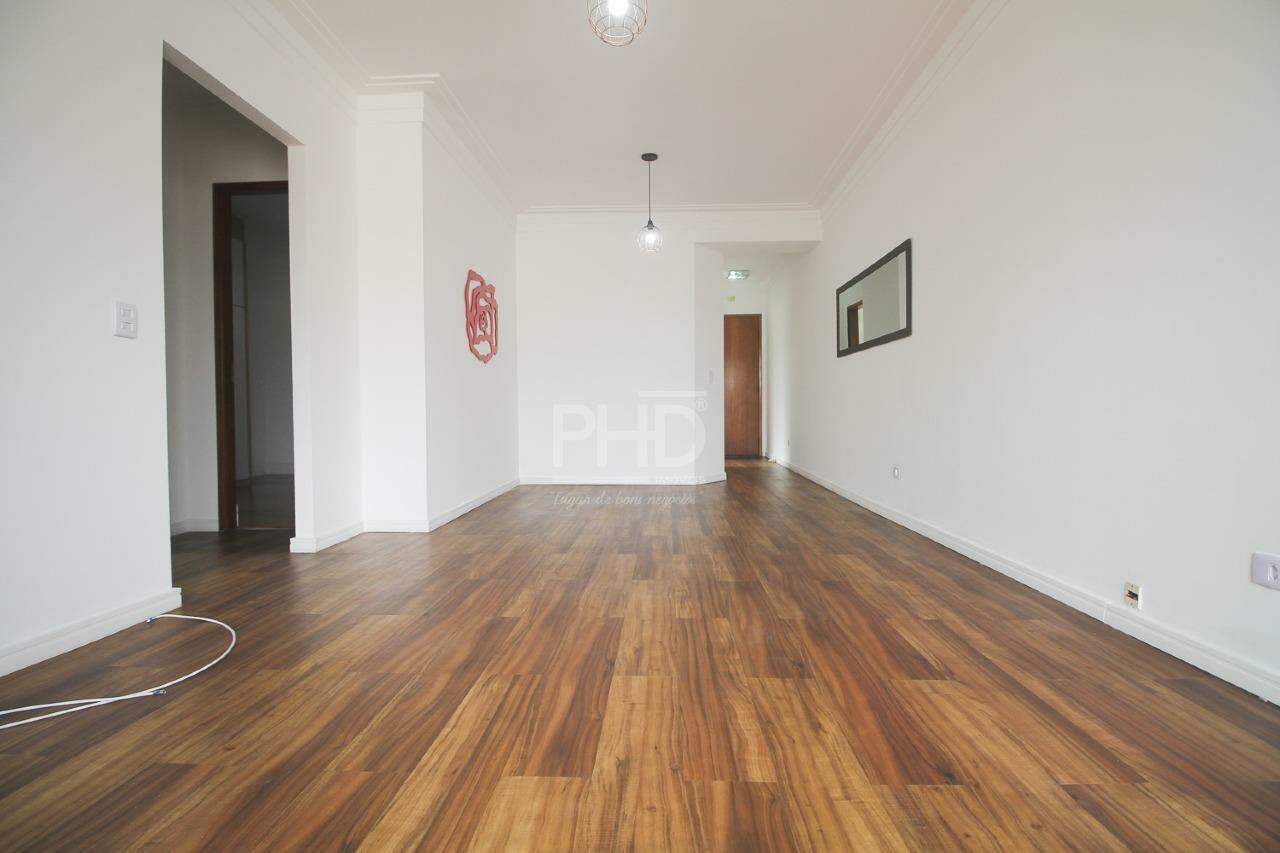 Apartamento para alugar com 2 quartos, 80m² - Foto 2