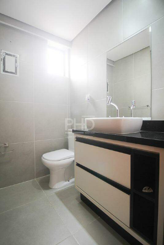 Apartamento para alugar com 2 quartos, 80m² - Foto 30