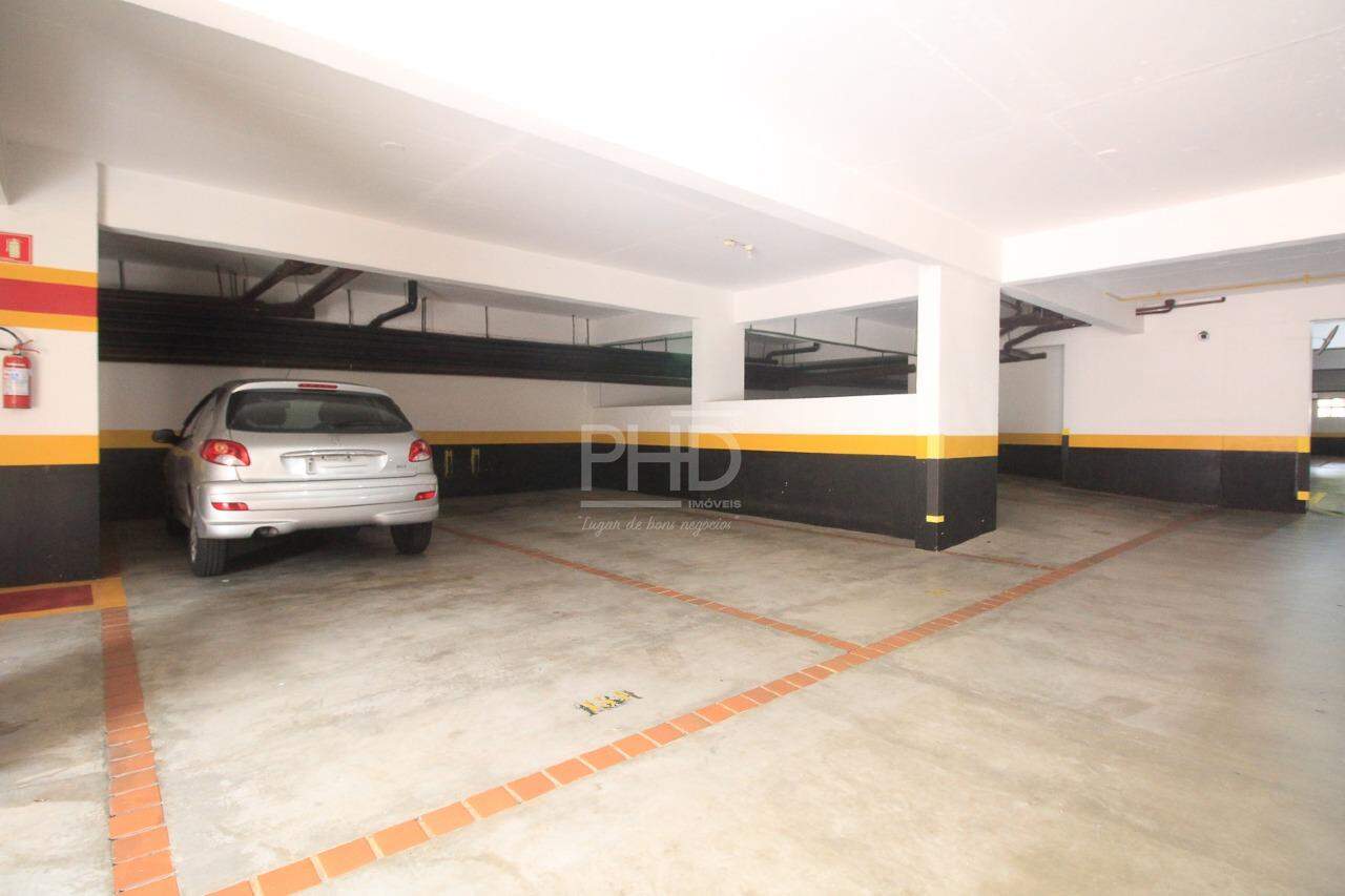 Apartamento para alugar com 2 quartos, 80m² - Foto 35