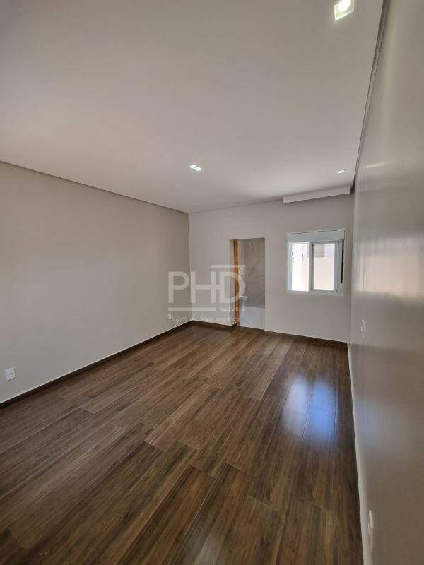 Casa à venda com 4 quartos, 270m² - Foto 28