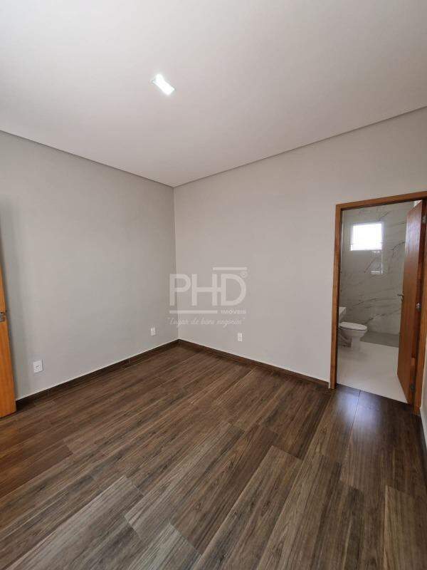 Casa à venda com 4 quartos, 270m² - Foto 24