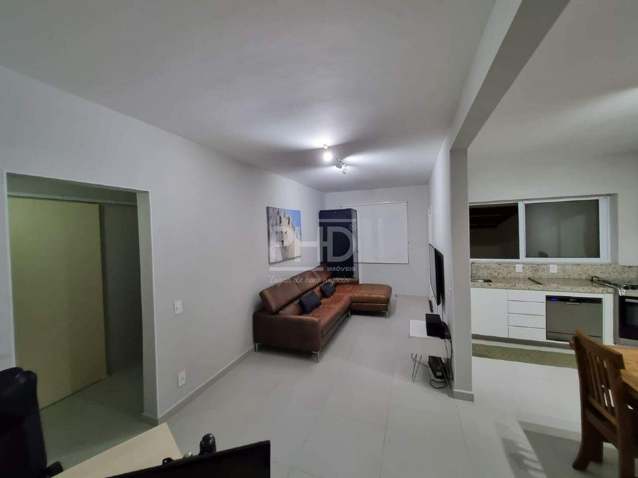 Casa à venda com 4 quartos, 270m² - Foto 9