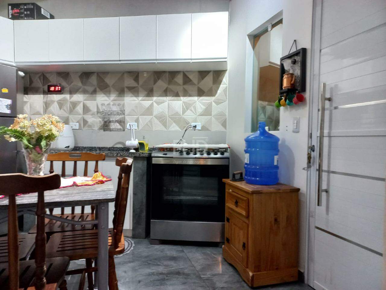 Sobrado para alugar com 2 quartos, 157m² - Foto 4