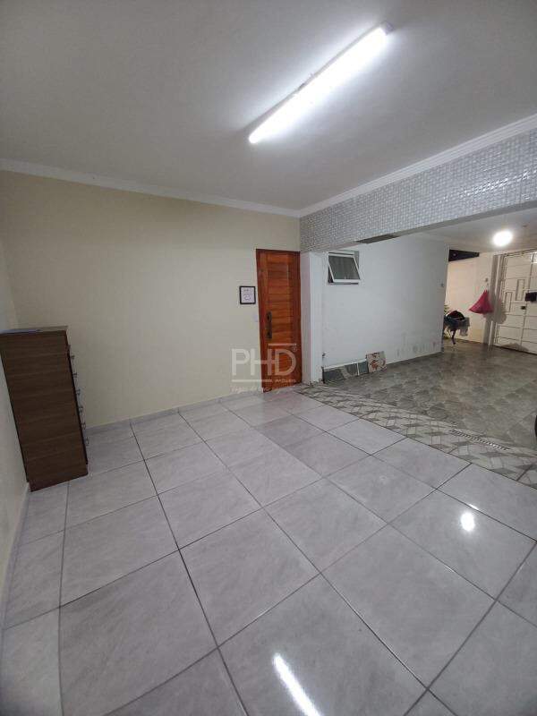 Sobrado para alugar com 2 quartos, 157m² - Foto 13