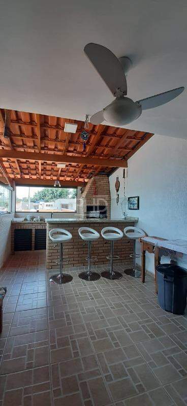 Casa à venda com 3 quartos, 164m² - Foto 24