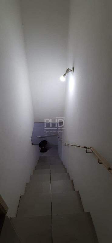 Sobrado à venda com 3 quartos, 210m² - Foto 24