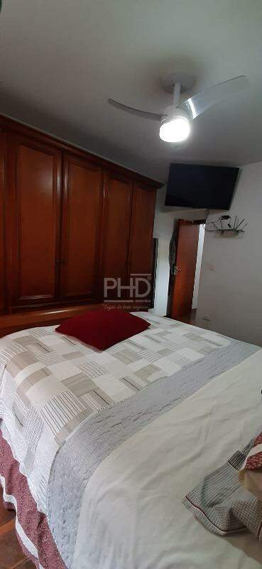 Sobrado à venda com 3 quartos, 210m² - Foto 19