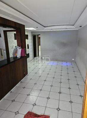 Sobrado à venda com 2 quartos, 198m² - Foto 1