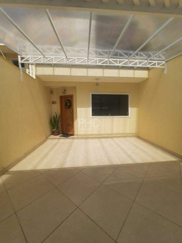 Sobrado à venda com 4 quartos, 174m² - Foto 1