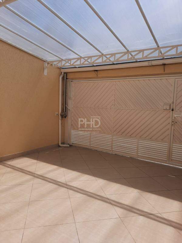 Sobrado à venda com 4 quartos, 174m² - Foto 2