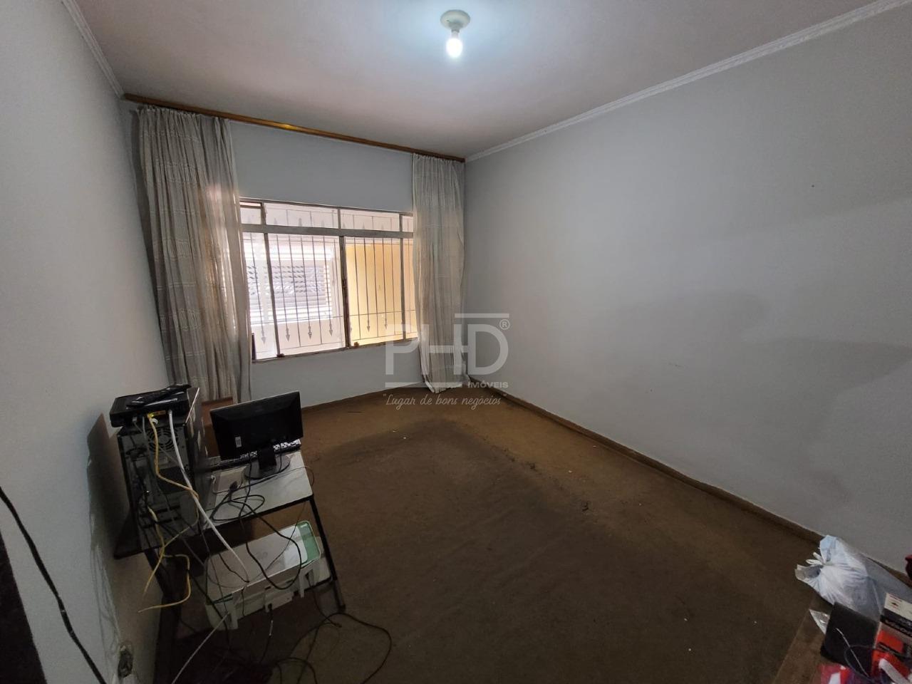 Casa à venda com 3 quartos, 169m² - Foto 1