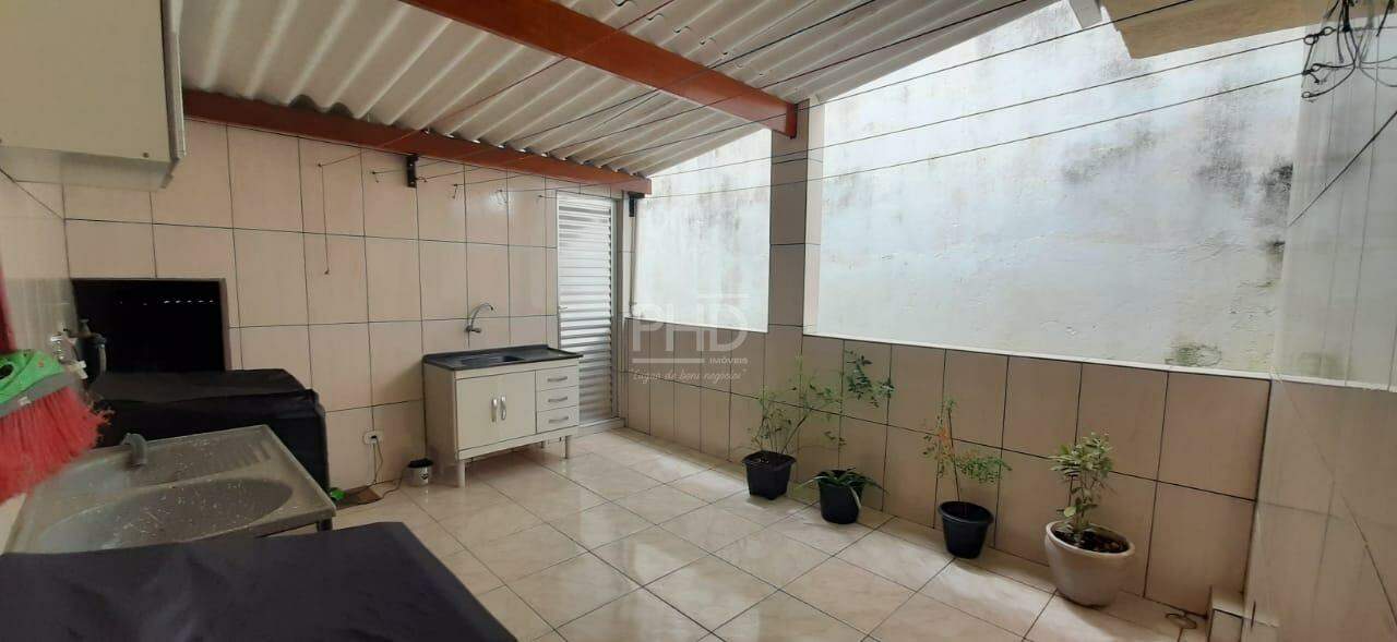 Casa à venda com 2 quartos, 130m² - Foto 17