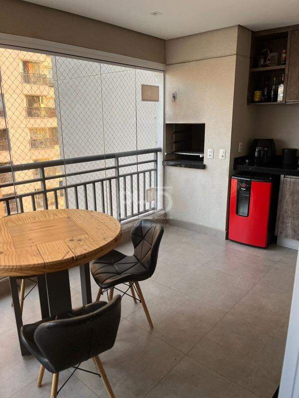 Apartamento à venda com 3 quartos, 94m² - Foto 8