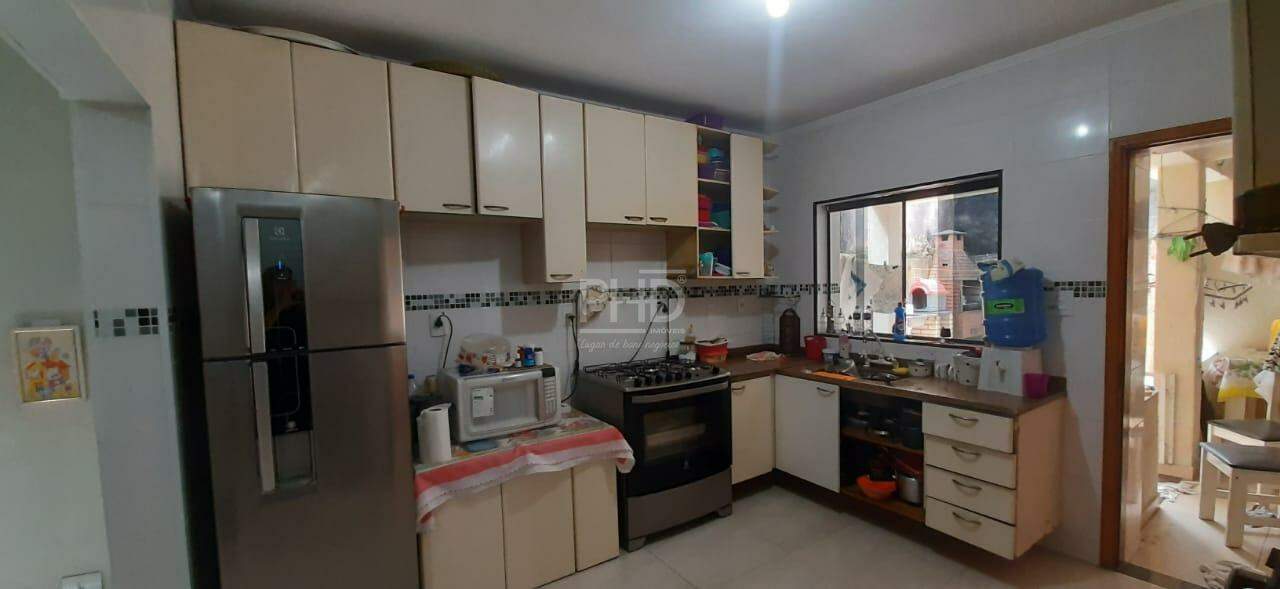 Sobrado à venda com 4 quartos, 251m² - Foto 5