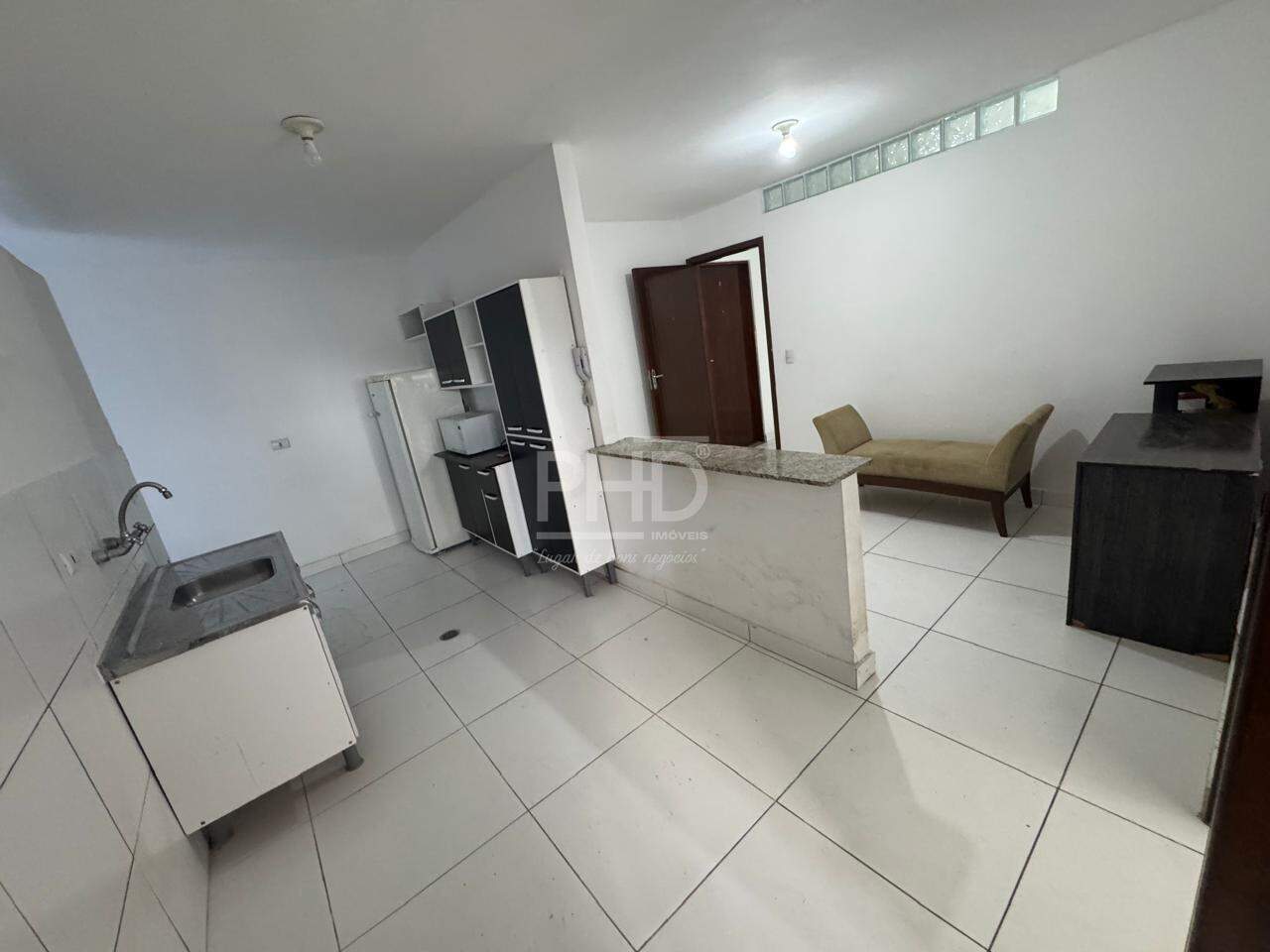 Apartamento para alugar com 2 quartos, 72m² - Foto 6