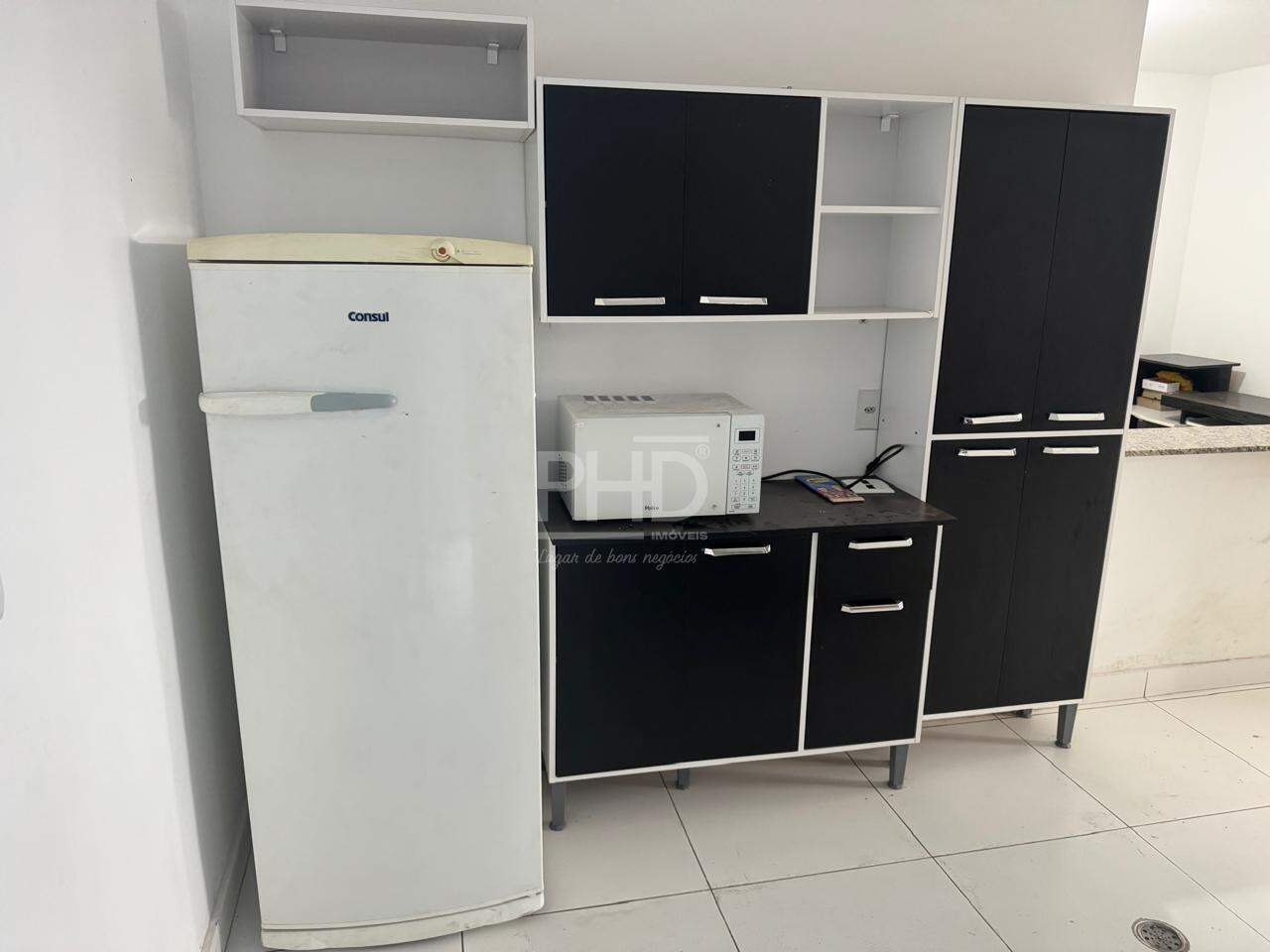 Apartamento para alugar com 2 quartos, 72m² - Foto 3