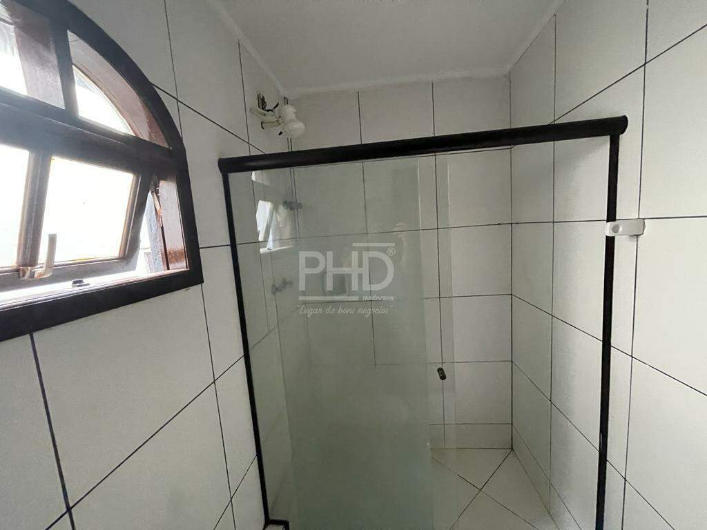 Apartamento para alugar com 2 quartos, 72m² - Foto 17