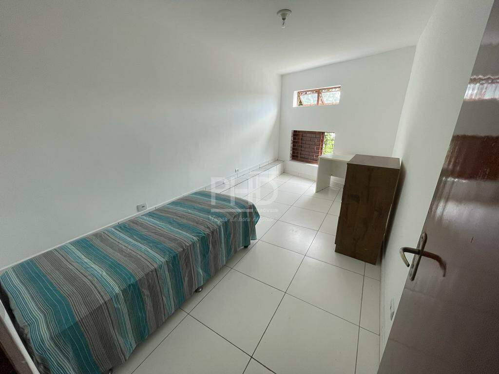 Apartamento para alugar com 2 quartos, 72m² - Foto 11