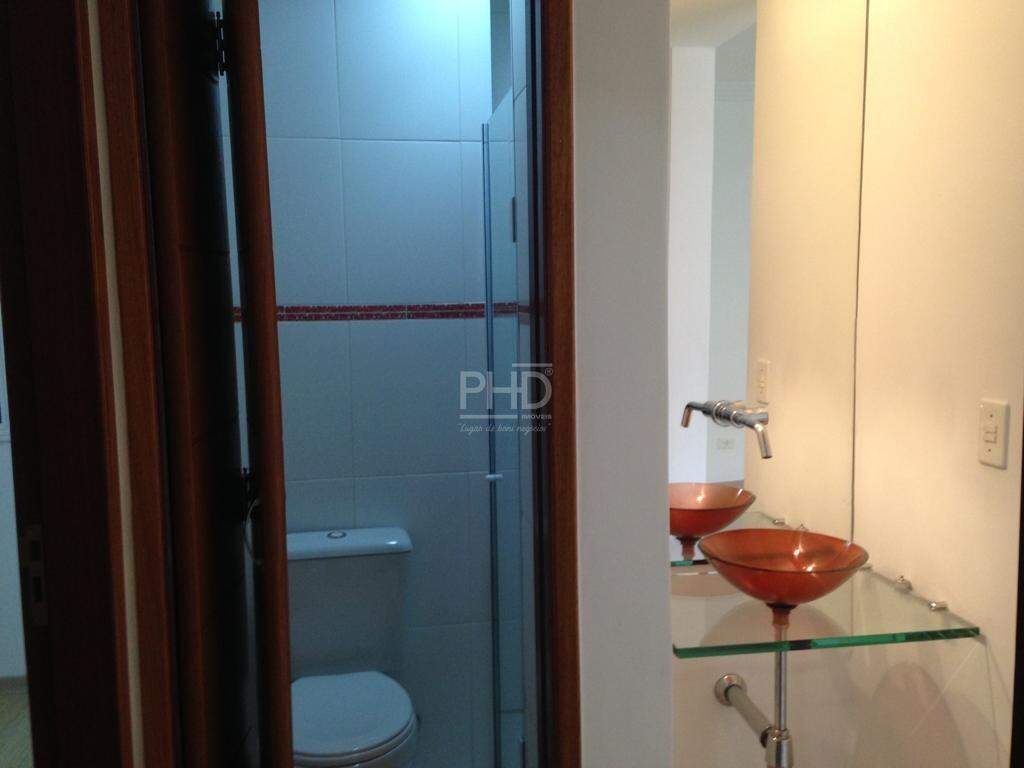 Apartamento à venda com 2 quartos, 67m² - Foto 8