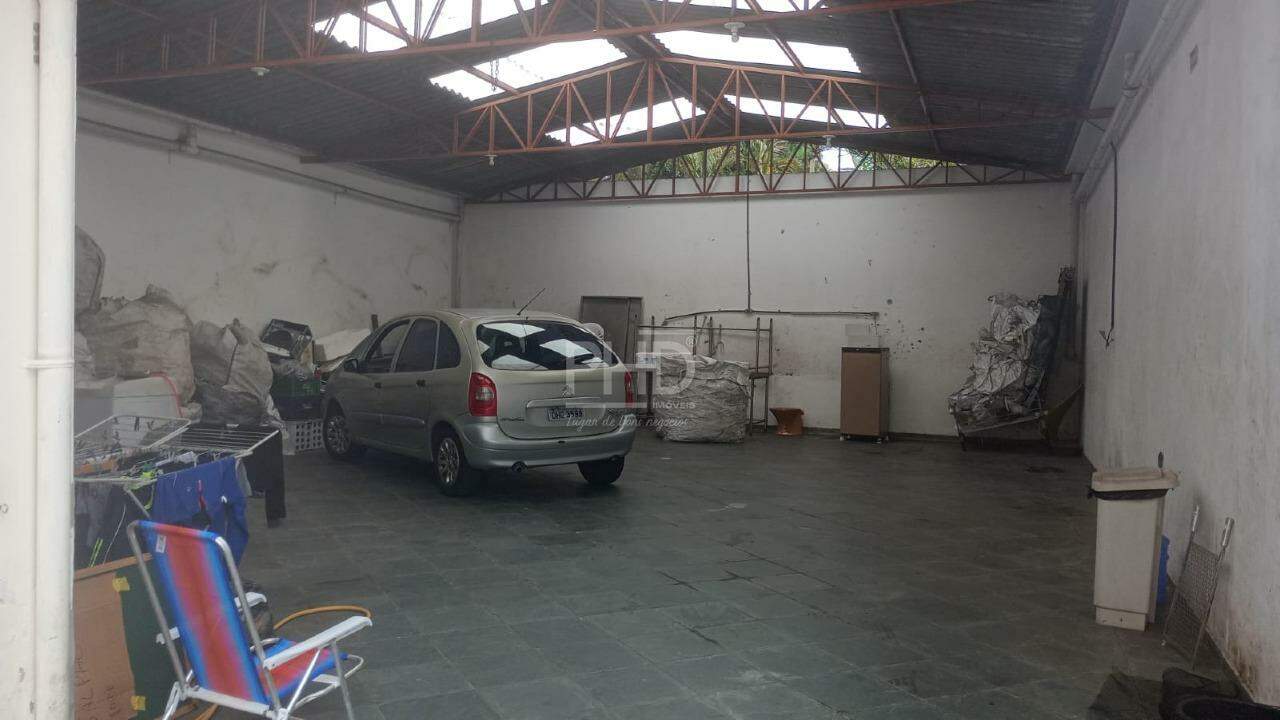 Depósito-Galpão-Armazém para alugar com 2 quartos, 140m² - Foto 1