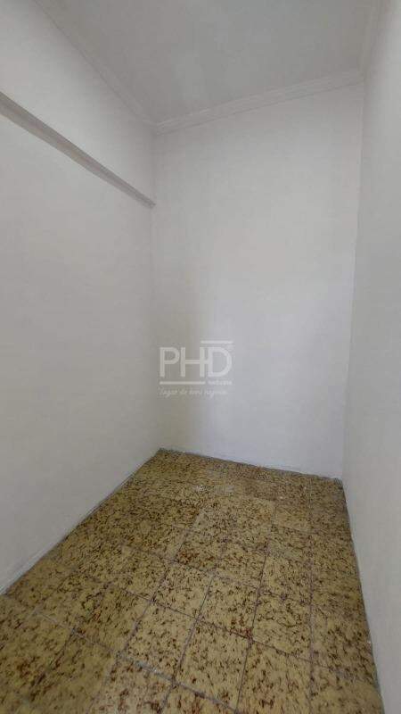 Apartamento à venda com 2 quartos, 64m² - Foto 12