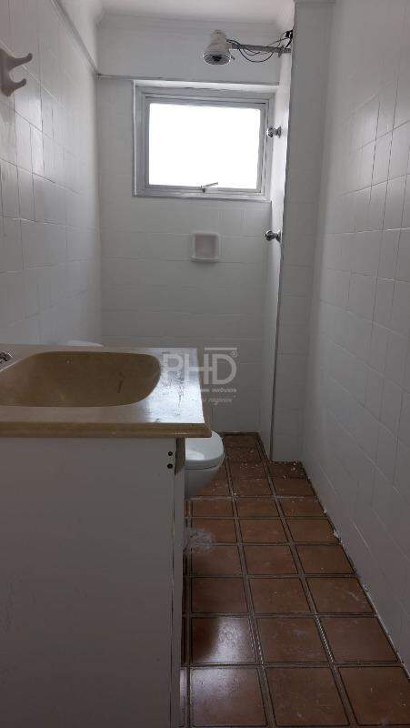 Apartamento à venda com 2 quartos, 64m² - Foto 9