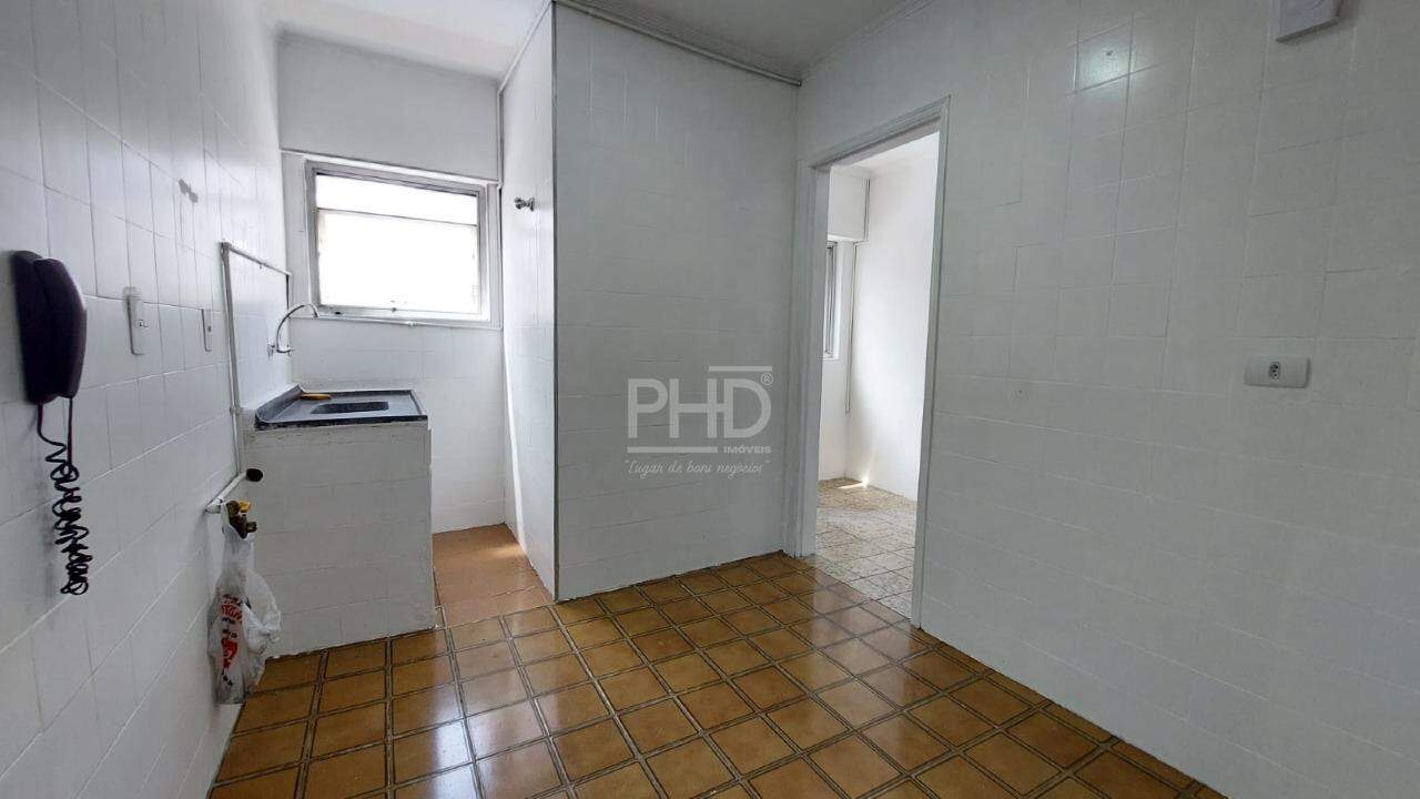 Apartamento à venda com 2 quartos, 64m² - Foto 4