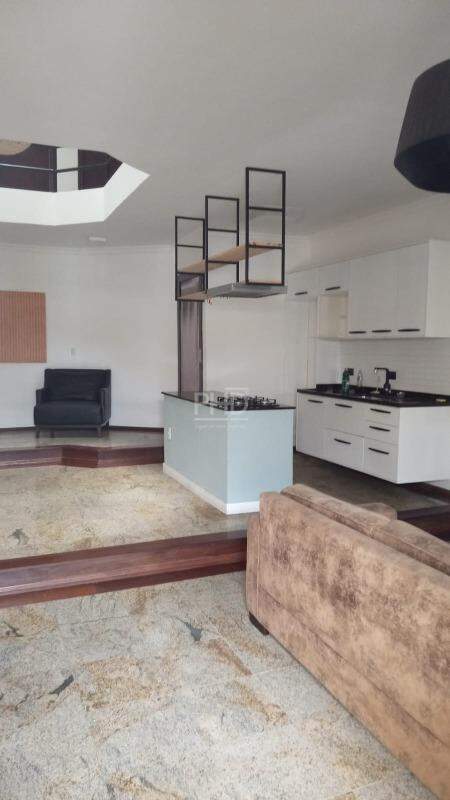 Sobrado para alugar com 3 quartos, 180m² - Foto 9