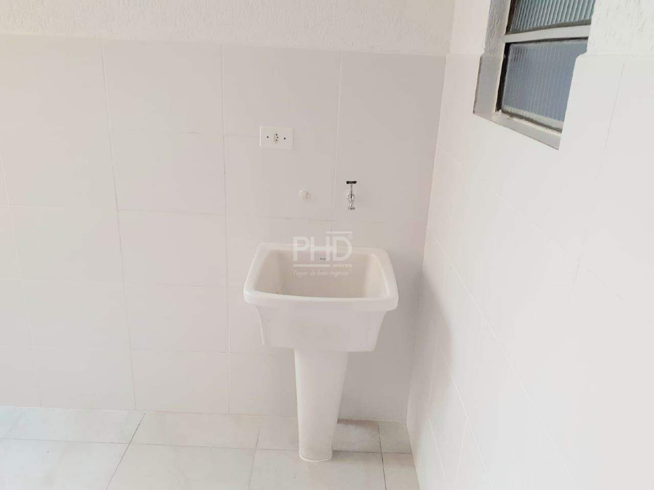 Apartamento para alugar com 2 quartos, 70m² - Foto 6