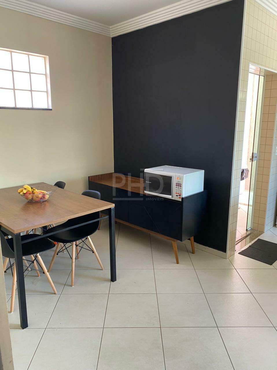 Sobrado à venda com 3 quartos, 260m² - Foto 1