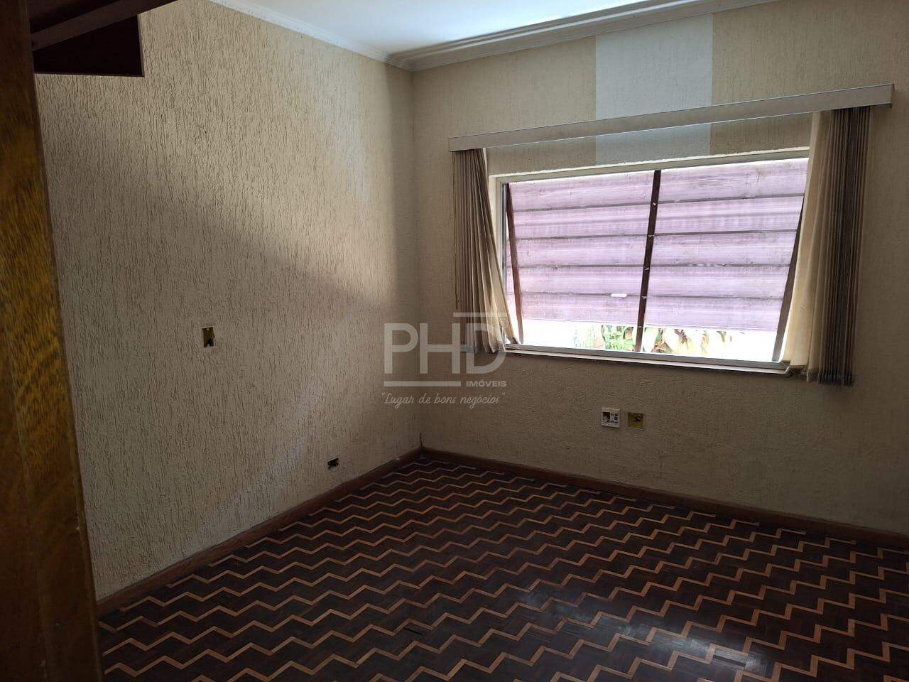 Casa à venda com 4 quartos, 350m² - Foto 12