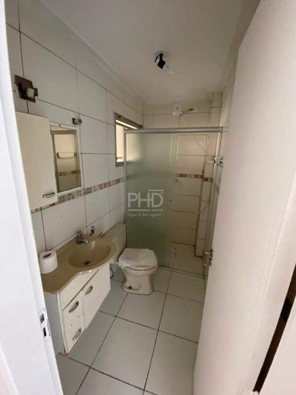 Apartamento para alugar com 2 quartos, 51m² - Foto 11