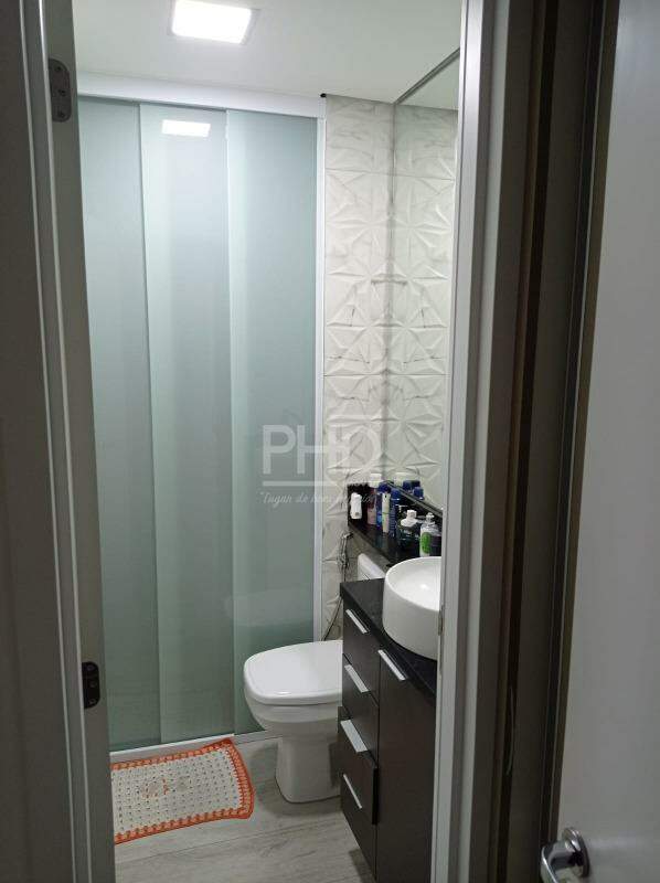 Apartamento à venda com 2 quartos, 65m² - Foto 18