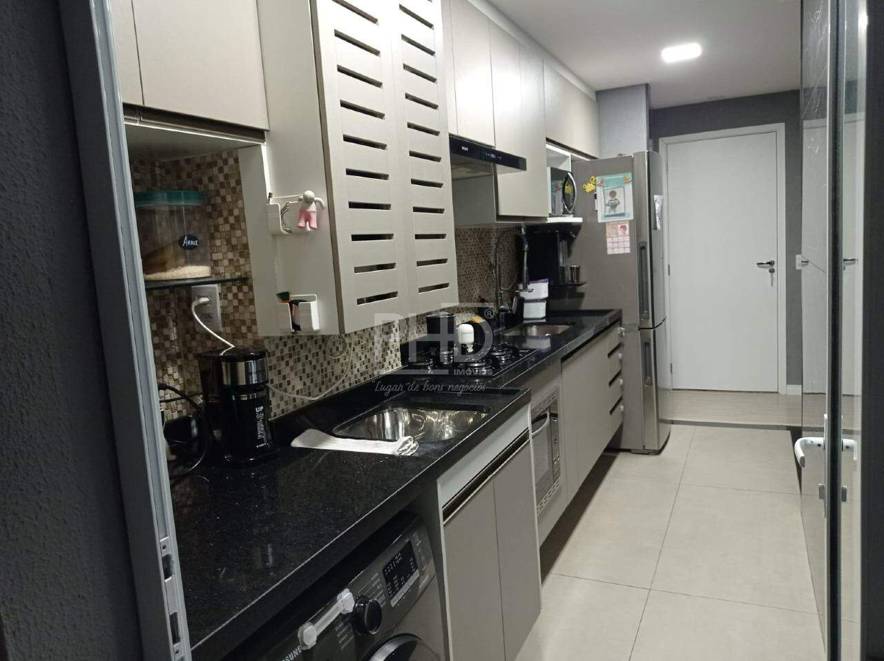 Apartamento à venda com 2 quartos, 65m² - Foto 8