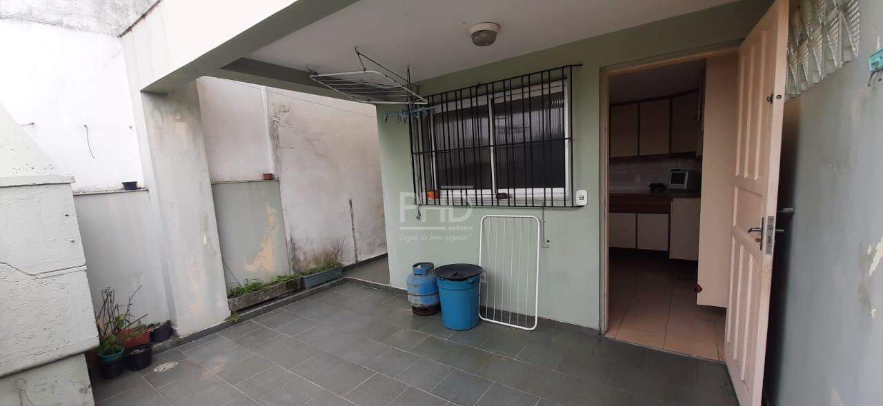 Sobrado à venda com 3 quartos, 205m² - Foto 34