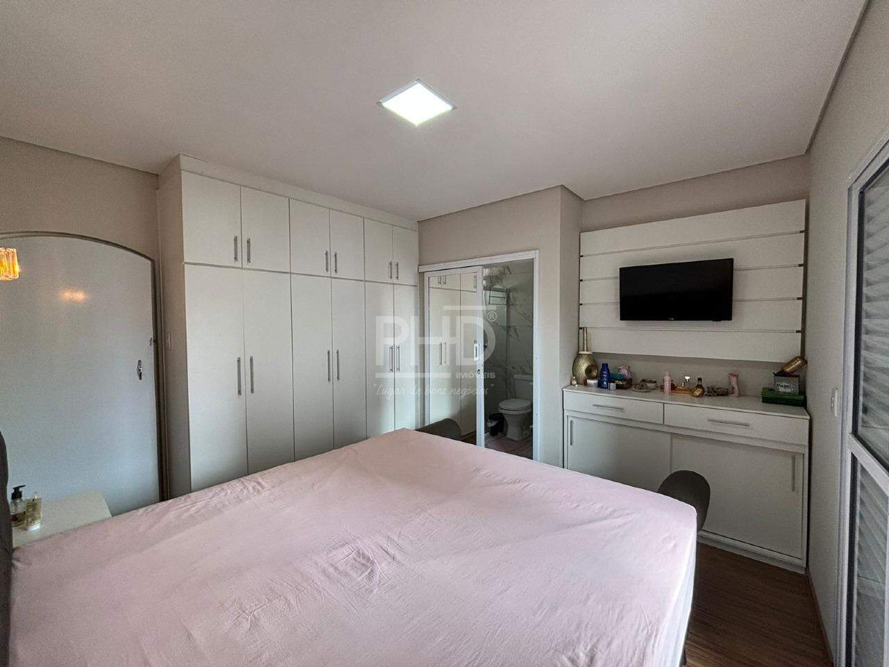 Sobrado à venda com 3 quartos, 240m² - Foto 9