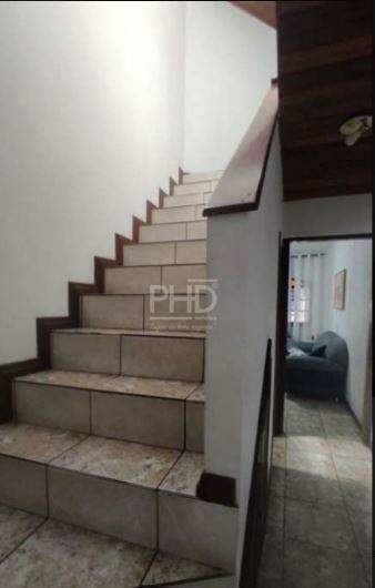 Sobrado à venda com 3 quartos, 200m² - Foto 24